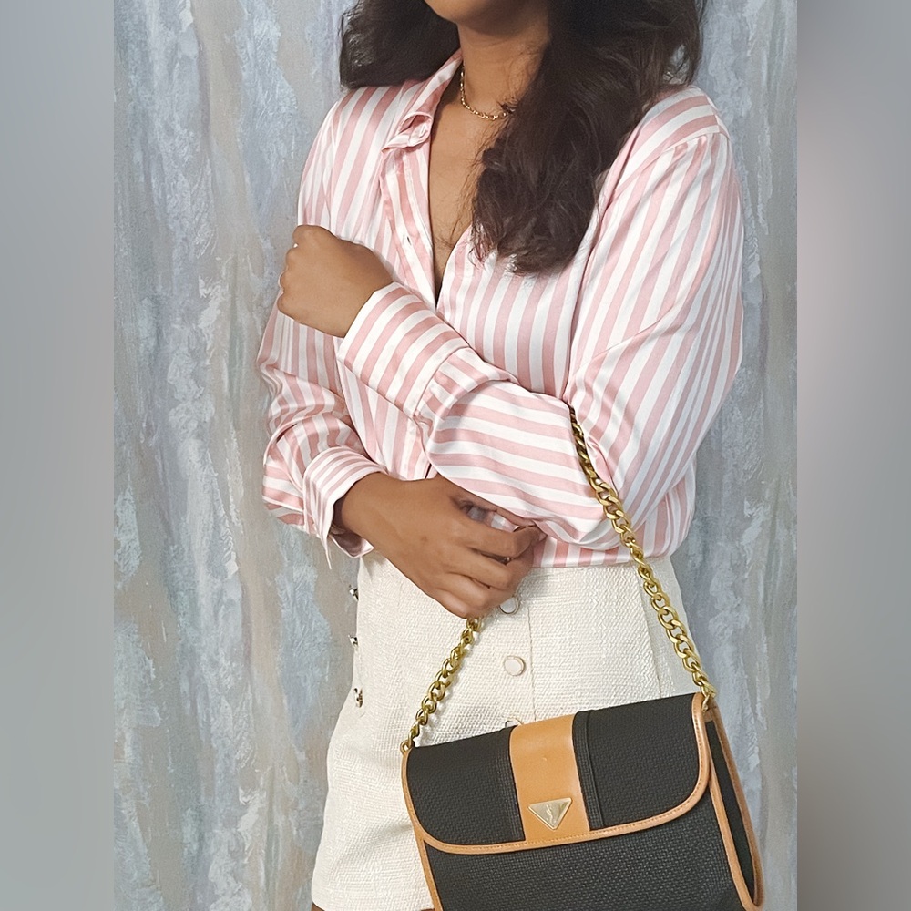 Sale! YSL Yves Saint Laurent Clutch Shoulder Bag ✨ - Picture 3 of 16
